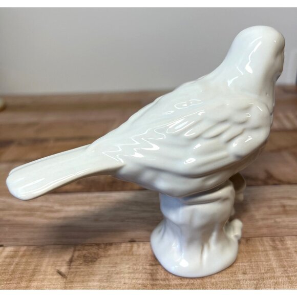 Vintage White Ceramic Bird Figurine On Floral Base Glossy Finish Collectible Hom - Picture 3 of 4